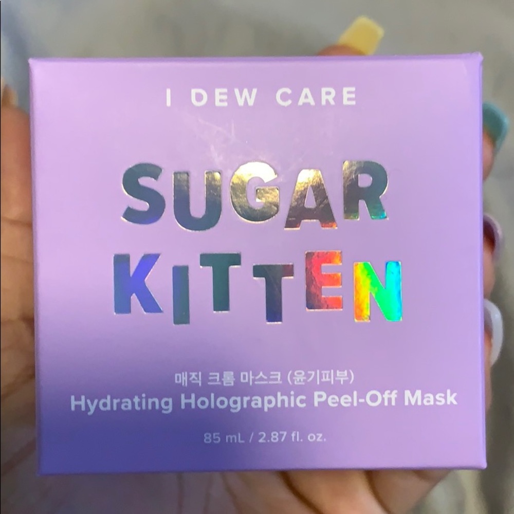 I dew unopened sugar kitten